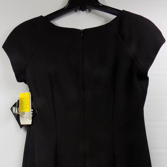 Virgo Petite Black Short Sleeve 1/2 Zip Back Full-Length Dress Size 8P NWT - Picture 6 of 10